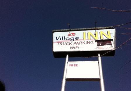 Village Inn Tulare Esterno foto